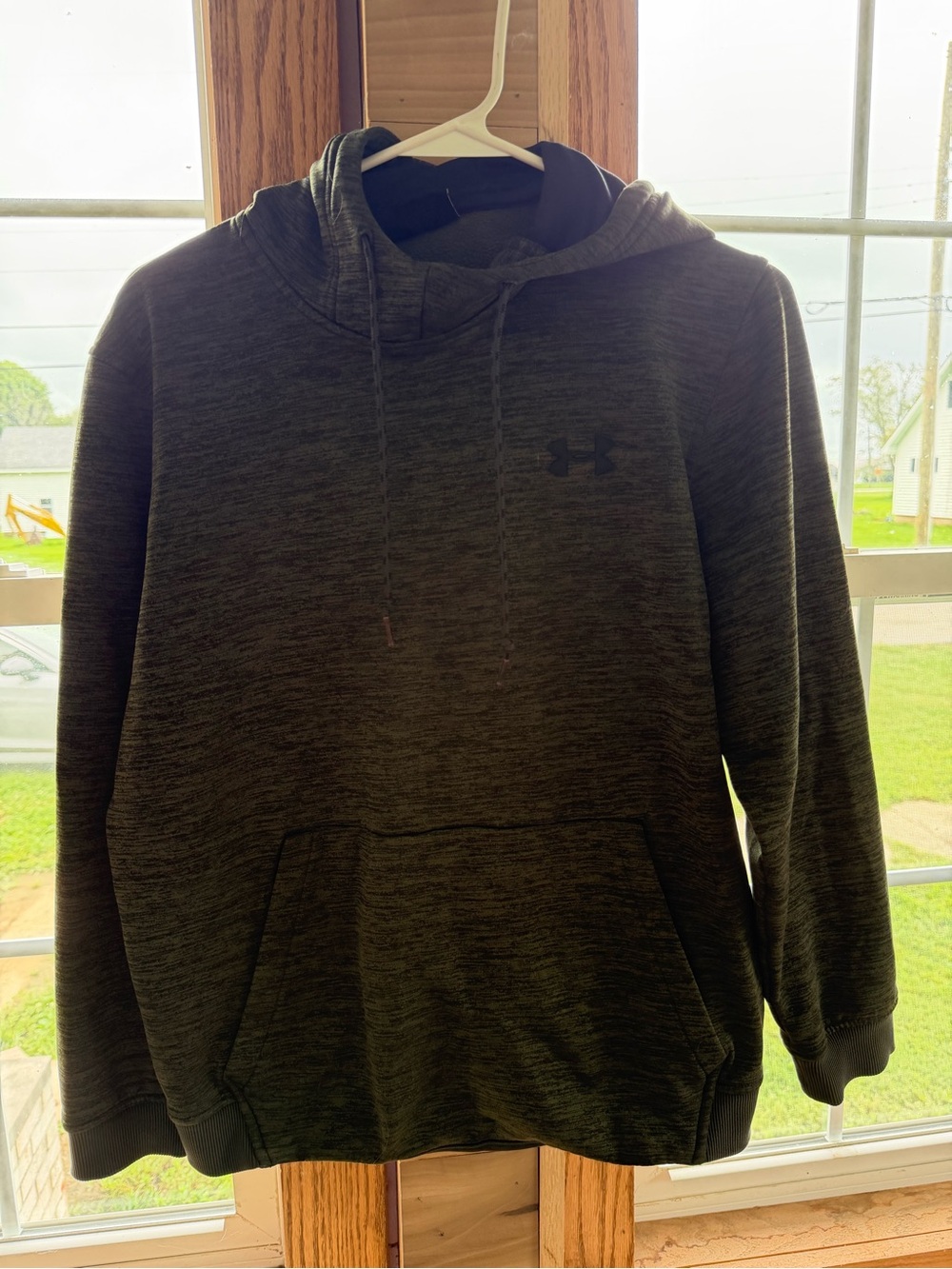 Under Armour Men’s Charcoal Heather Pullover Hoodie